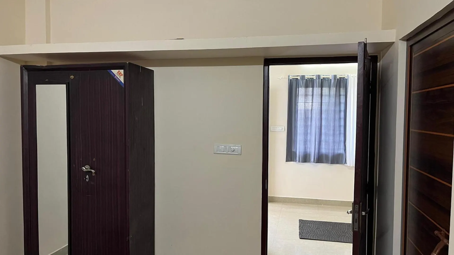 Jacobs Home Stay Kochi Apartment