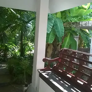 Coconut Grove Habitación en casa particular