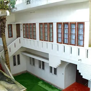 Jojies Homestay Fortkochi Habitación en casa particular
